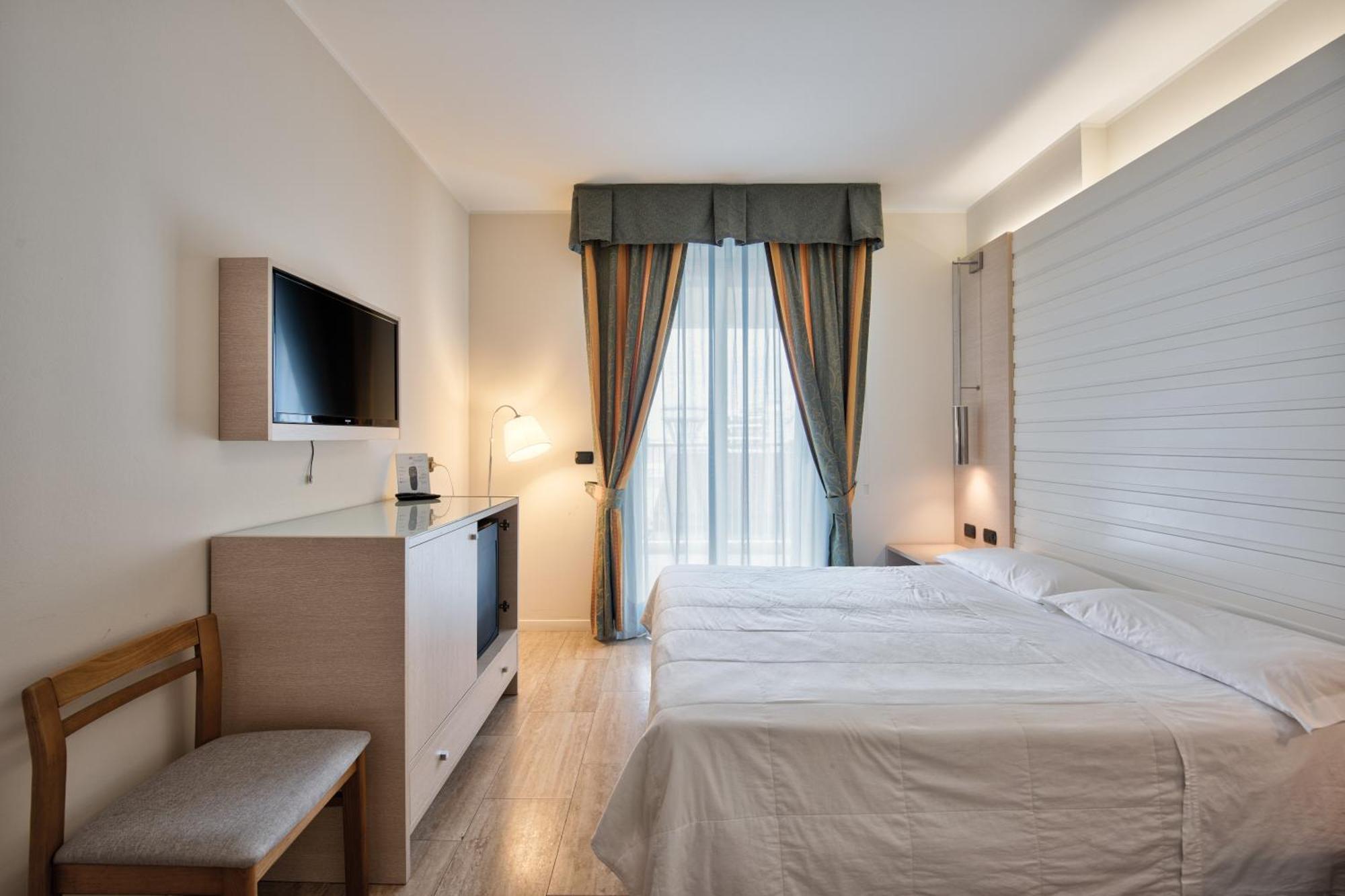Hotel Columbus Lignano Sabbiadoro Eksteriør billede
